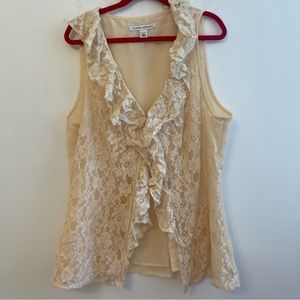 Banana Republic Lace Front Button Sleeveless Blouse size 6 petite